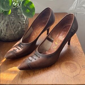 MR. EASTON 1950s VTG LEATHER HEELS